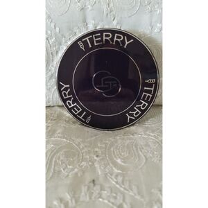 The By Terry Hyaluronic Hydra-Pressed Powder